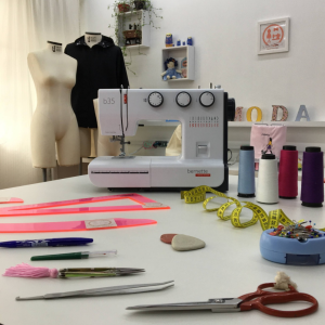 Curso Costura Essencial - Atelier Camila Gonçalves